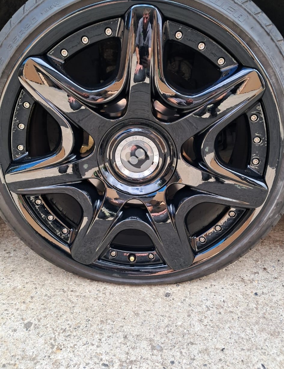 Services - ScuffsNwheels